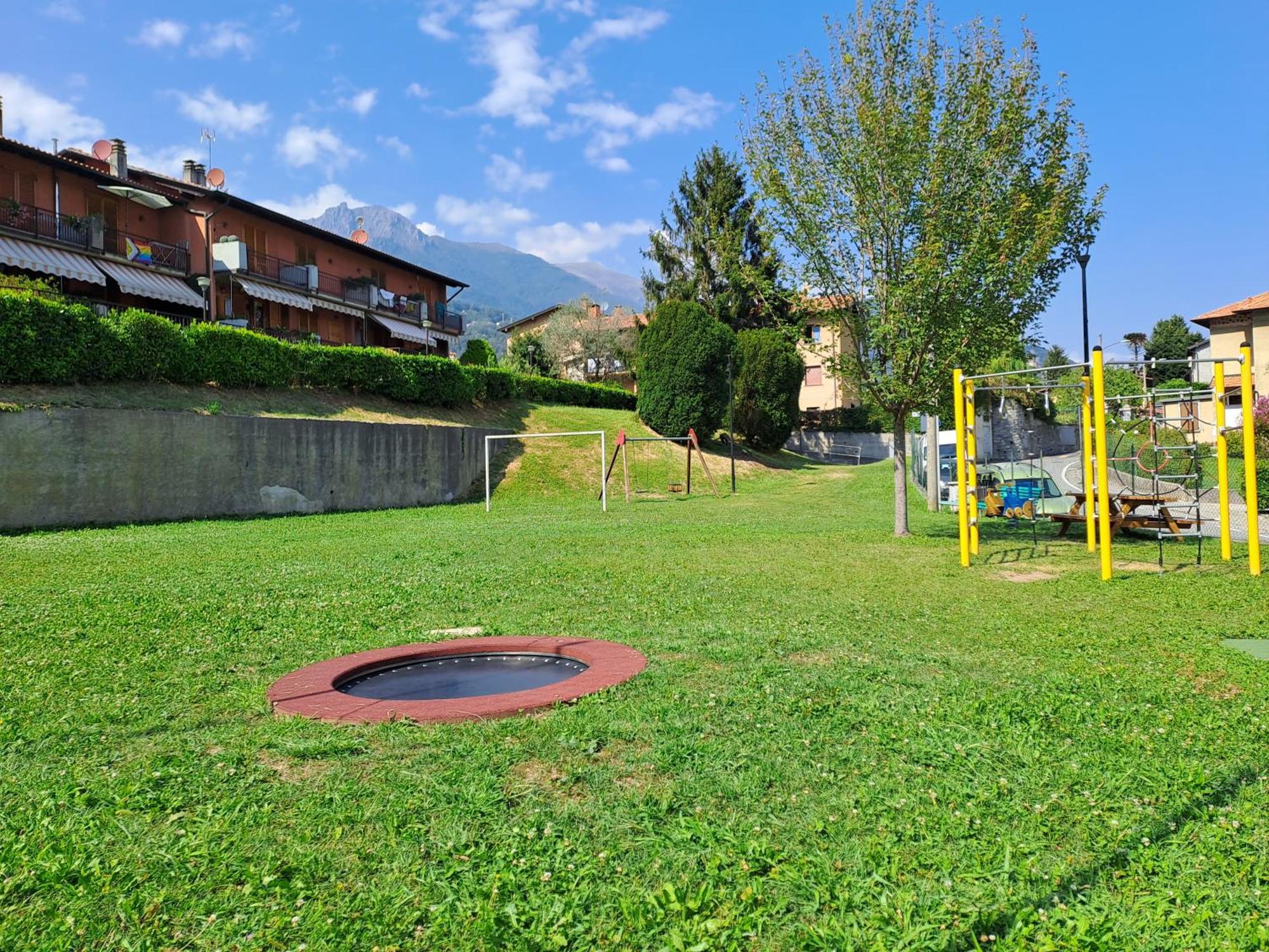 Appartamento La Terrazza Di Dora Menaggio Exterior foto